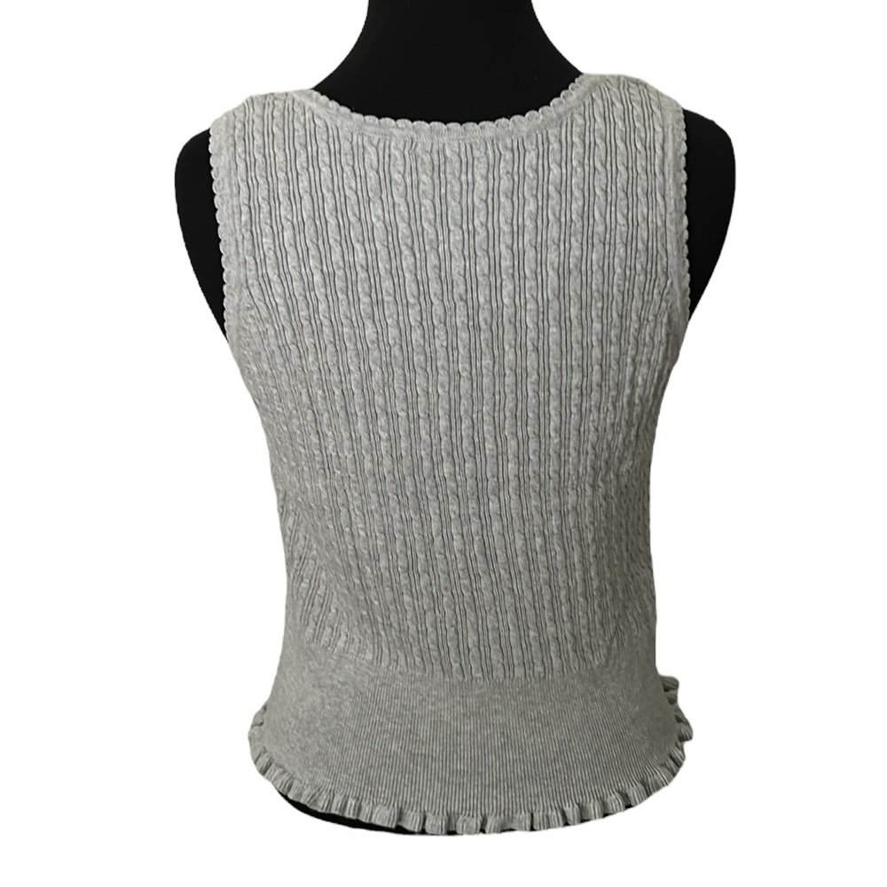 Jeanne Pierre women Size Large grey cable knit tank top sweater with ruffled hem - Picture 4 of 6